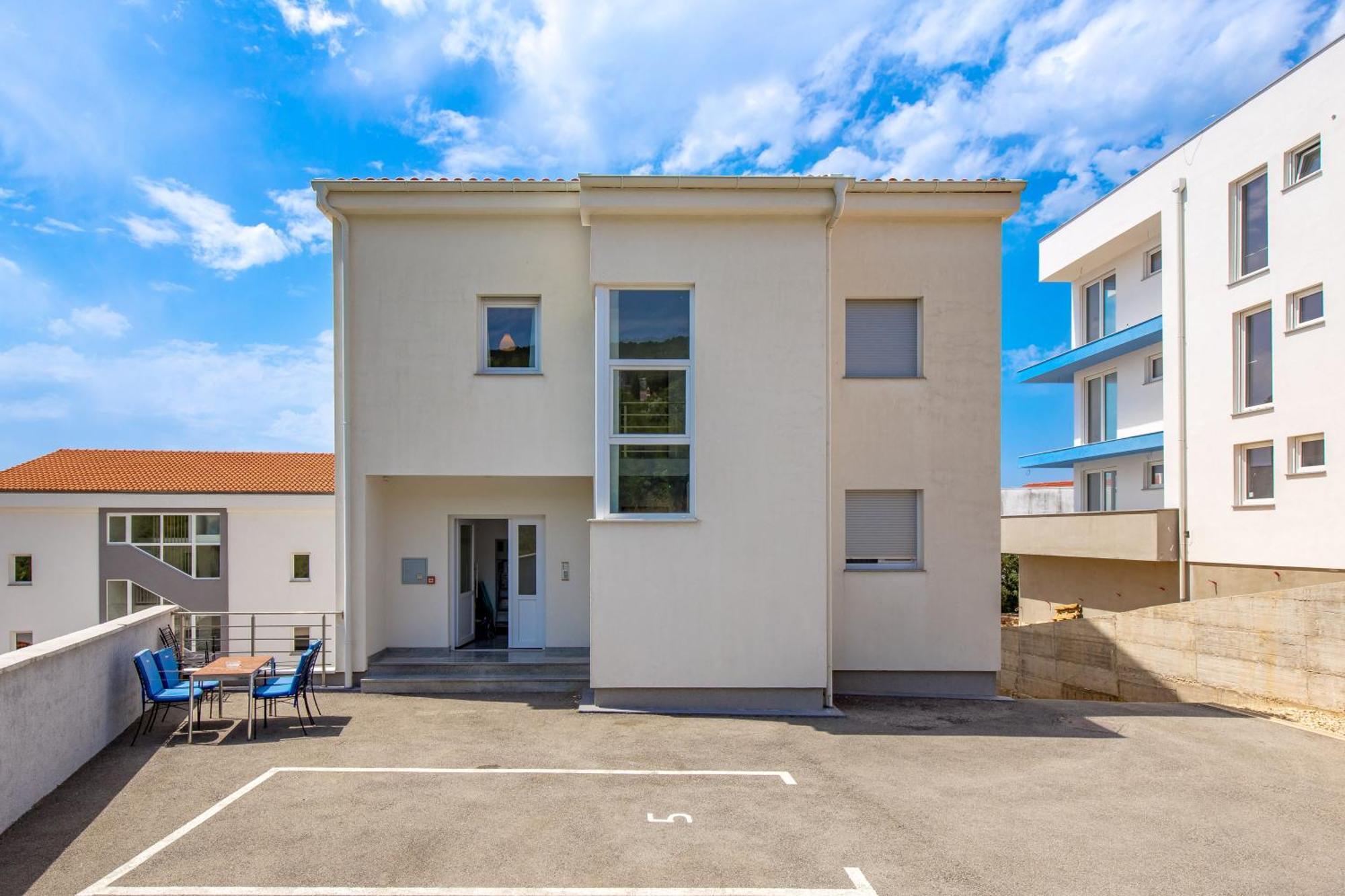 דראמליי Sailor'S Nest Apartment מראה חיצוני תמונה